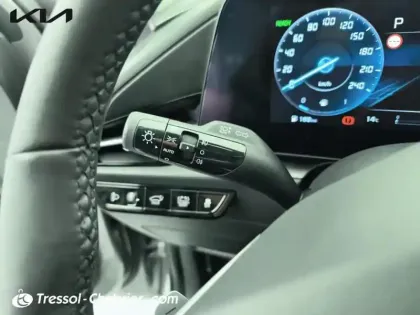 Photo 17 Kia Niro  1.6 GDi 141 ch HEV DCT6 Premium