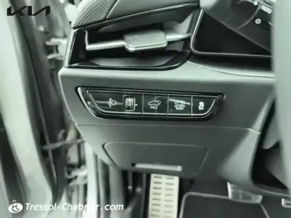 Photo 16 Kia Niro  1.6 GDi 141 ch HEV DCT6 Premium