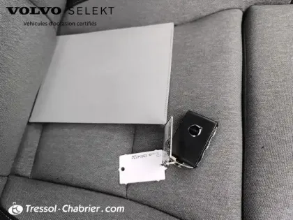 Photo 15 Volvo Xc40  B3 163 ch DCT7 Plus