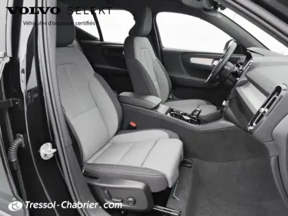 Photo 8 Volvo Xc40  B3 163 ch DCT7 Plus