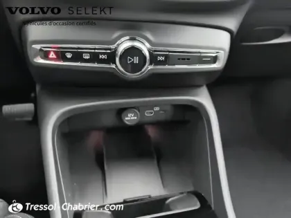 Photo 12 Volvo Xc40  B3 163 ch DCT7 Plus