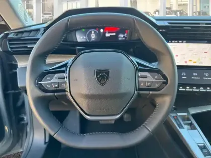 Photo 11 Peugeot 308  SW Hybrid 145 e-DCS6 Allure