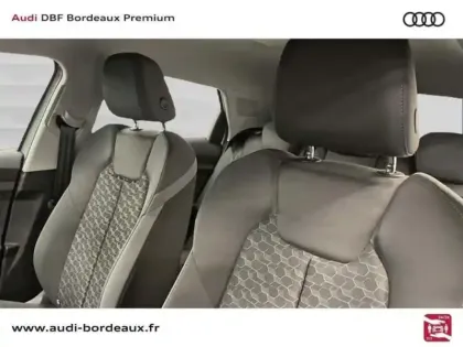 Photo 9 Audi A1 30 TFSI 110 ch BVM6 Advanced 2