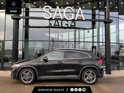 Photo 8 Mercedes GLA 200 AMG Line