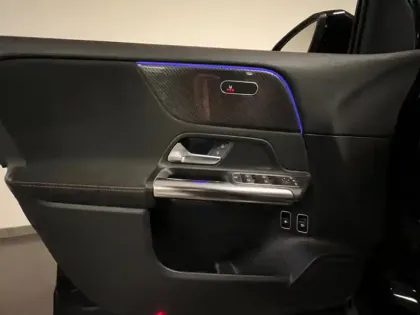 Photo 15 Mercedes GLA 250 e AMG Line