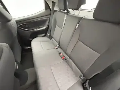 Photo 11 Toyota Yaris Hybride 116h Dynamic