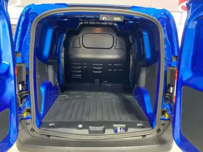 Photo 8 Ford Transit Courier Fourgonnette 1.5 EcoBlue 100ch Trend