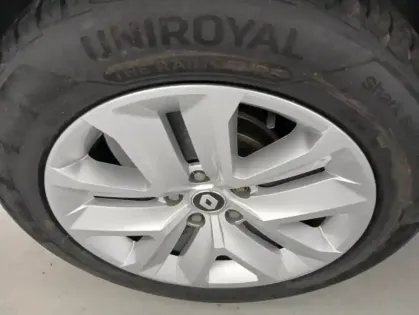 Photo 16 Renault Captur E-Tech 145 - 21 Business