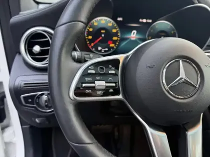 Photo 28 Mercedes Classe GLC SUV 300de 4MATIC Avantgarde Line