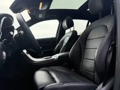 Photo 20 Mercedes Classe GLC SUV 300de 4MATIC Avantgarde Line