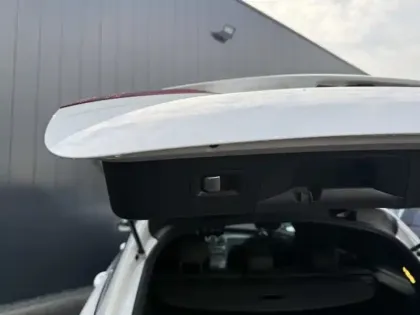 Photo 17 Mercedes Classe GLC SUV 300de 4MATIC Avantgarde Line