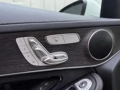 Photo 22 Mercedes Classe GLC SUV 300de 4MATIC Avantgarde Line