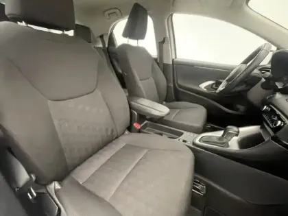 Photo 21 Toyota Yaris Hybride 116h Dynamic