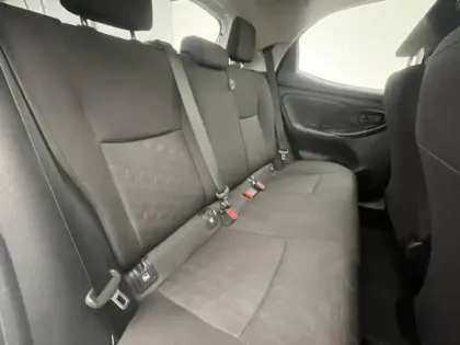 Photo 22 Toyota Yaris Hybride 116h Dynamic