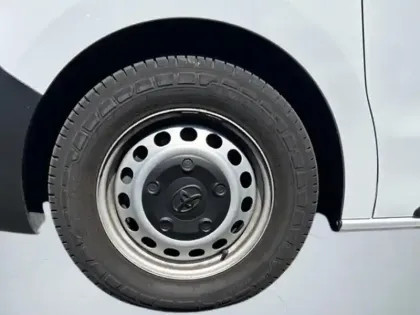 Photo 8 Toyota Proace Combi Long 2.0 140 D-4D Dynamic