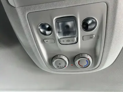 Photo 16 Toyota Proace Combi Long 2.0 140 D-4D Dynamic