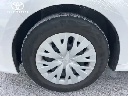 Photo 8 Toyota Yaris Hybride 116h Dynamic