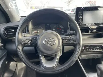 Photo 13 Toyota Yaris Hybride 116h Dynamic