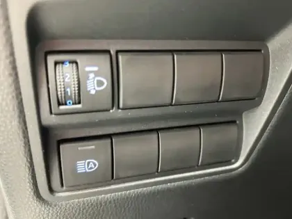 Photo 16 Toyota Yaris Hybride 1.5 HYBRID 116H GR SPORT / SMART CONNECT