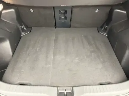 Photo 9 Toyota Yaris Hybride 1.5 HYBRID 116H GR SPORT / SMART CONNECT