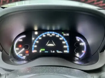 Photo 15 Toyota Yaris Hybride 1.5 HYBRID 116H GR SPORT