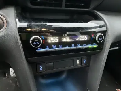 Photo 16 Toyota Yaris Hybride 1.5 HYBRID 116H GR SPORT