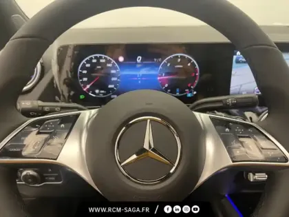 Photo 13 Mercedes GLA 200 d Progressive Line