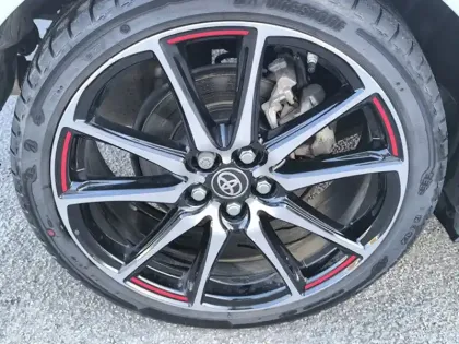 Photo 8 Toyota Yaris Hybride 116h GR SPORT