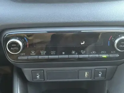 Photo 22 Toyota Yaris Hybride 116h GR SPORT