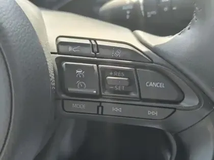 Photo 15 Toyota Yaris Hybride 116h Dynamic 1.5 116 ch