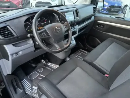 Photo 10 Toyota Proace 2.0 D MED Cab Approf 180 D-4D AUTO BUSIN