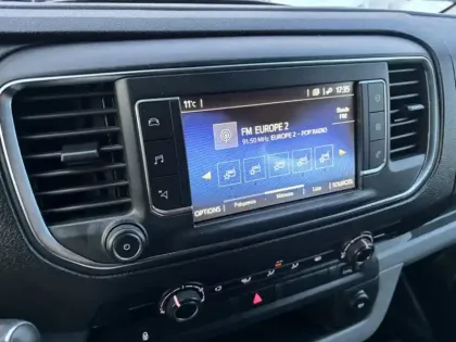 Photo 16 Toyota Proace 2.0 D MED Cab Approf 180 D-4D AUTO BUSIN