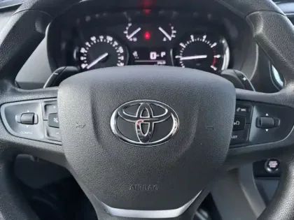 Photo 15 Toyota Proace 2.0 D MED Cab Approf 180 D-4D AUTO BUSIN