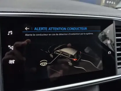 Photo 8 Peugeot 308 II PureTech 110 S&S STYLE