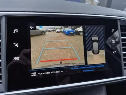 Photo 6 Peugeot 308 II PureTech 110 S&S STYLE