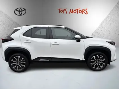 Photo 5 Toyota Yaris Hybride 1.5 HYBRID 116H DESIGN / PACK CARGO