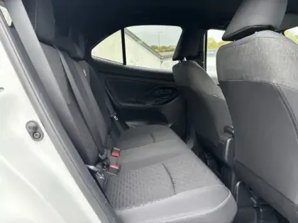 Photo 12 Toyota Yaris Hybride 1.5 HYBRID 116H DESIGN / PACK CARGO