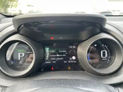 Photo 21 Toyota Yaris Hybride 1.5 HYBRID 116H DESIGN / PACK CARGO