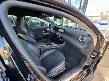 Photo 13 Mercedes Classe A 200 AMG Line