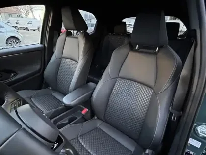 Photo 14 Toyota Yaris Gén. IV Ph1 NG Collection 5