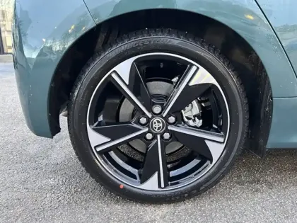 Photo 6 Toyota Yaris Gén. IV Ph1 NG Collection 5