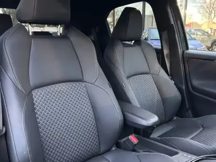 Photo 13 Toyota Yaris Gén. IV Ph1 NG Collection 5