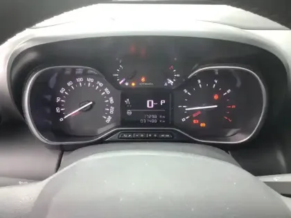 Photo 13 Citroën C3 Aircross PureTech 130 S&S EAT6 Max