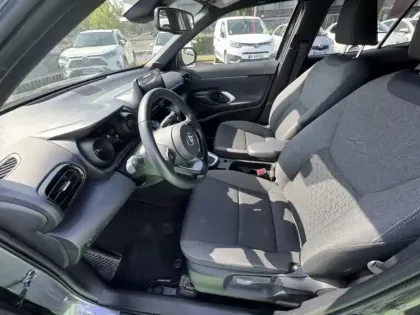 Photo 12 Toyota Yaris Hybride 1.5 HYBRID 116H DESIGN / PACK CARGO