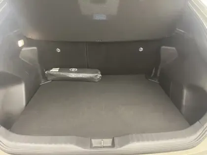 Photo 9 Toyota Yaris Hybride 1.5 HYBRID 116H DESIGN