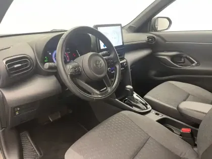 Photo 16 Toyota Yaris Hybride 1.5 HYBRID 116H DESIGN