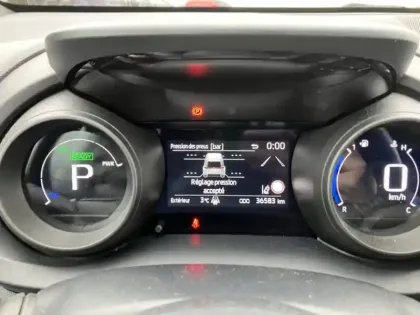 Photo 24 Toyota Yaris Hybride 1.5 HYBRID 116H DESIGN