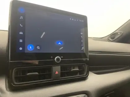 Photo 14 Toyota Yaris Hybride 130h GR SPORT Pack Techno +