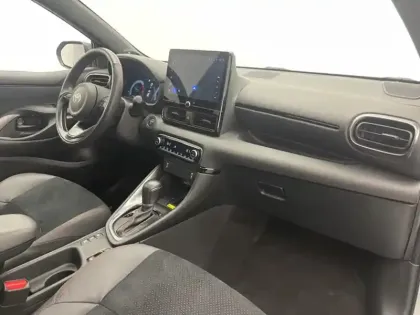 Photo 22 Toyota Yaris Hybride 130h GR SPORT Pack Techno +