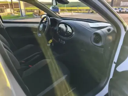 Photo 11 Toyota Aygo 1.0 VVT-i 72 Dynamic